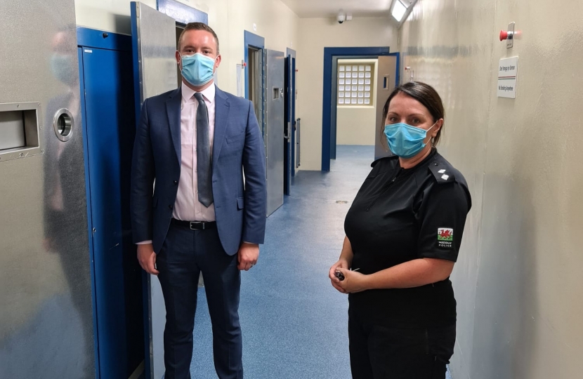 Gareth Davies MS, NWP St Asaph Custody Visit 